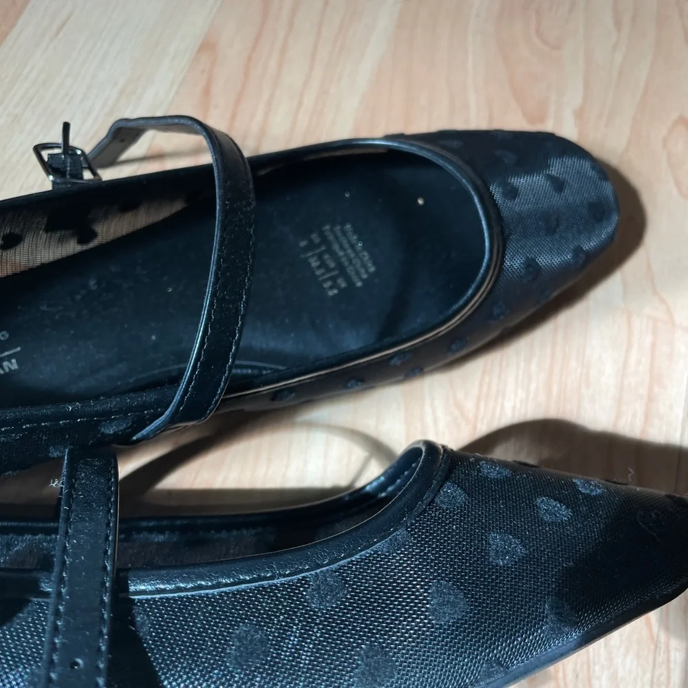 Black Heart Mesh Flats - Picture 4 of 4